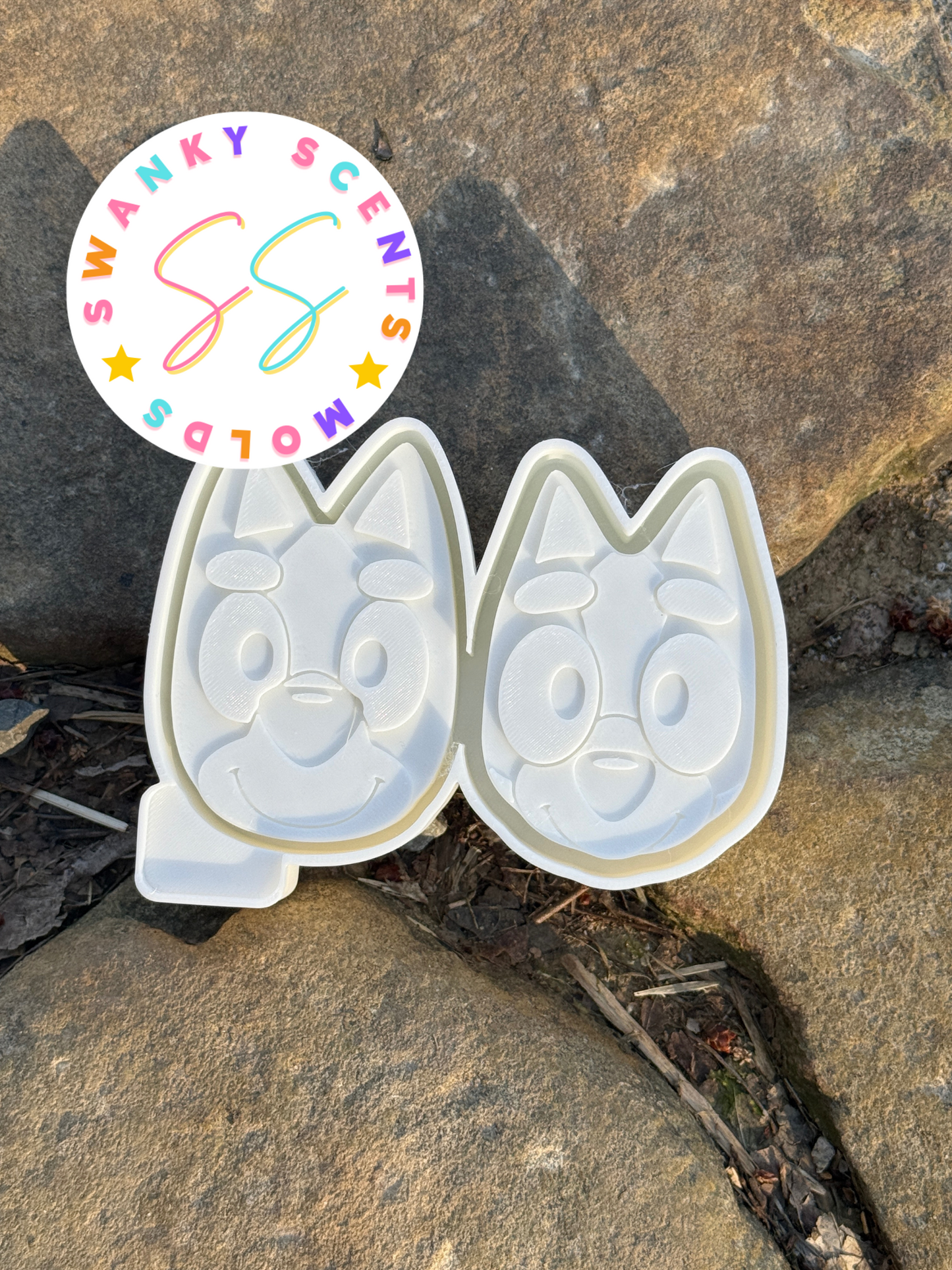 Bluey and Bingo Vent Clip Mold